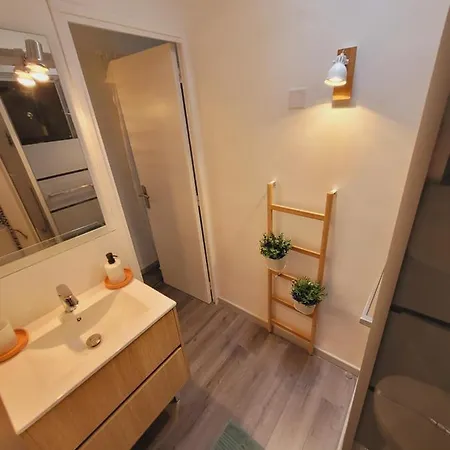 Appartement Cocooning Proche Centre Avec Parking, Climatisation