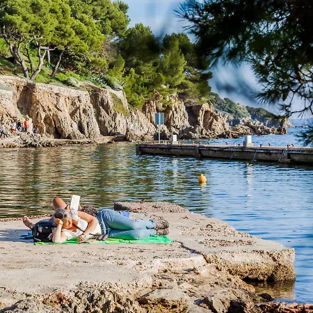 شقة Cocooning Proche Centre Avec Parking, Climatisation Hyères