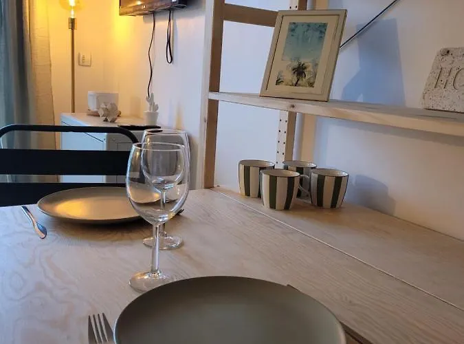 Apartment Cocooning Proche Centre Avec Parking, Climatisation