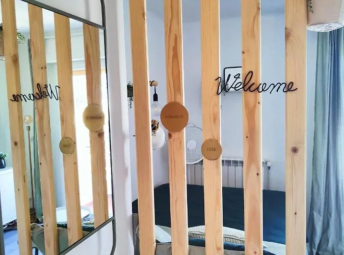 Cocooning Proche Centre Avec Parking, Climatisation * Hyères